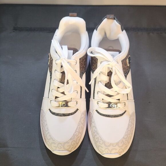 BRAND NEW GBG PLATFORM LACE UP CLOSURE SNEAKER G1 - Picture 1 of 12